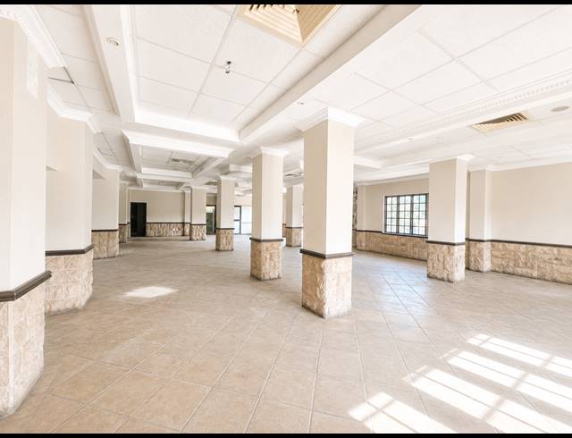 516M² CO-WORKING SPACE TO LET IN BEREA WEST